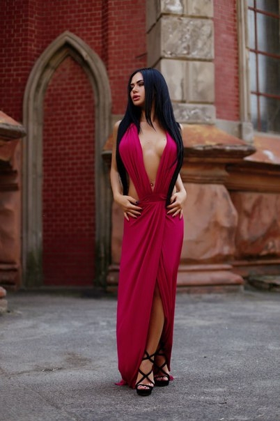 Я знаю, как доставить настоящее наслаждение 💋 Мои услуги широки и включают все, что ты только можешь себе представить 😈 Независимо от того, что ты ищешь – спокойную интимность, страстный секс или незабываемый эксперимент – я здесь, чтобы сделать тебя счастливым 😇 Есть отличные отзывы о моей работе, которые могу поделиться с тобой по запросу. Ты заслуживаешь только лучшее, и я готова предоставить тебе запоминающиеся моменты нашей встречи 🌟 Живу в Москве, поэтому наши встречи возможны в любое удобное для тебя время. Жду твоего звонка! 📞😘 Фото мои настоящие, я не люблю обманывать своих клиентов. Аринка